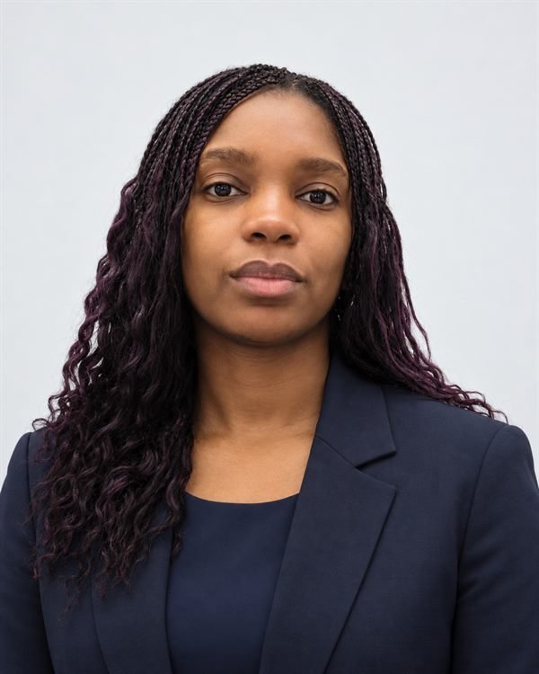 Marie-Gaëlle NJAMBÉ, spécialiste de l'évaluation de projets chez MINEDOS Consulting